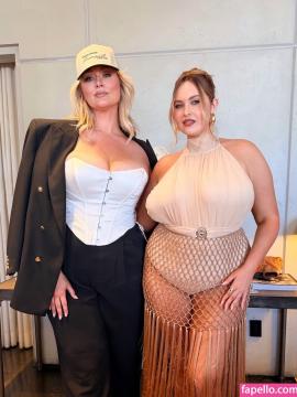 Erinmhk / erinmarleyklay / noterinmhk Nude Leaks OnlyFans - Fapello — photo 99 of 683