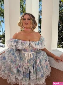 Erinmhk / erinmarleyklay / noterinmhk Nude Leaks OnlyFans - Fapello — photo 306 of 683
