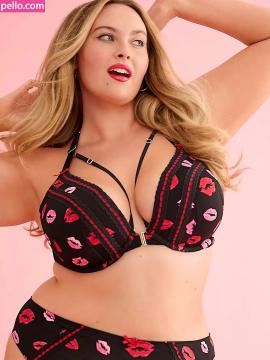 Erinmhk / erinmarleyklay / noterinmhk Nude Leaks OnlyFans - Fapello — photo 407 of 683