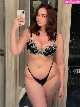 Erinmhk / erinmarleyklay / noterinmhk Nude Leaks OnlyFans - Fapello — photo 558 of 683