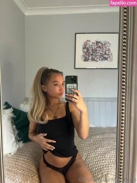 petitelils / petitelilsx Nude Leaks OnlyFans - Fapello — photo 30 of 75