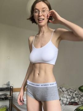 YouRina / ohyourina / yourinaa Nude Leaks OnlyFans/Patreon - Fapello — photo 668 of 733