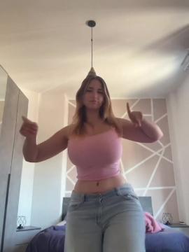 Chiri_francesca / Chirifrancesca1 Nude Leaks OnlyFans - Fapello — photo 33 of 272
