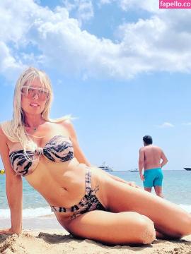 Emanuela Botto / Italian Showgirl / emanuelabottoreal Nude Leaks OnlyFans - Fapello — photo 66 of 275