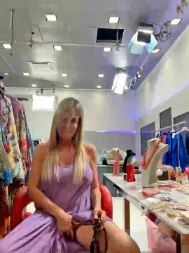 Emanuela Botto / Italian Showgirl / emanuelabottoreal Nude Leaks OnlyFans - Fapello — photo 205 of 275