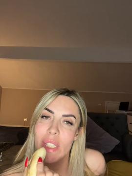Emanuela Botto / Italian Showgirl / emanuelabottoreal Nude Leaks OnlyFans - Fapello — photo 213 of 275