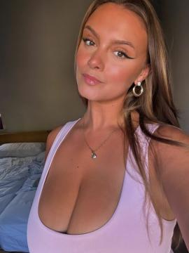 Amy Quesada-Getgood / amy_qg / amyq_g / itsamyyyq Nude Leaks - Fapello — photo 405 of 559