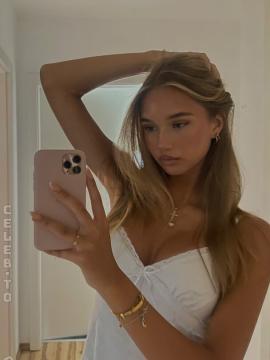 finja.hnb Nude Leaks - Fapello — photo 19 of 22