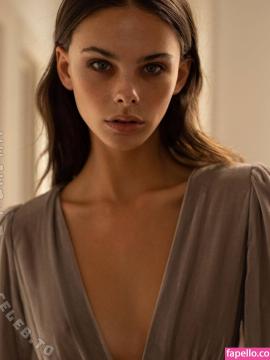 Meika Woollard / meikawoollard Nude Leaks OnlyFans - Fapello — photo 124 of 1318