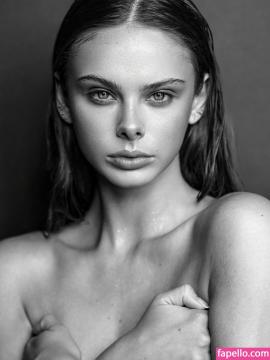 Meika Woollard / meikawoollard Nude Leaks OnlyFans - Fapello — photo 684 of 1318