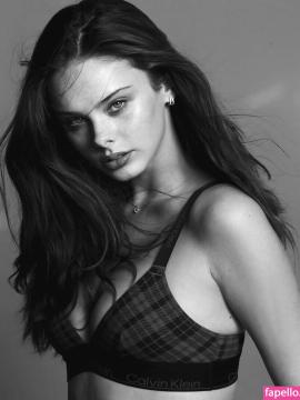 Meika Woollard / meikawoollard Nude Leaks OnlyFans - Fapello — photo 1159 of 1318