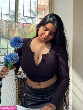 Anushka Deokate / _anushkadiariess_ / yourstrulyanushkaa Nude Leaks - Fapello — photo 10 of 155