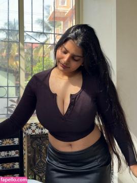 Anushka Deokate / _anushkadiariess_ / yourstrulyanushkaa Nude Leaks - Fapello — photo 11 of 155