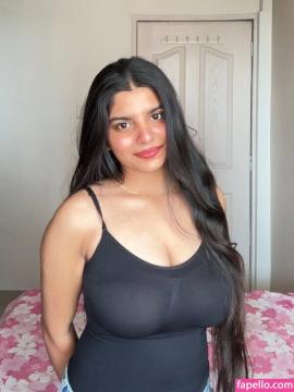 Anushka Deokate / _anushkadiariess_ / yourstrulyanushkaa Nude Leaks - Fapello — photo 32 of 155