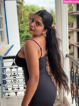 Anushka Deokate / _anushkadiariess_ / yourstrulyanushkaa Nude Leaks - Fapello — photo 33 of 155