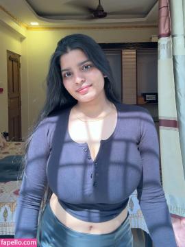 Anushka Deokate / _anushkadiariess_ / yourstrulyanushkaa Nude Leaks - Fapello — photo 38 of 155
