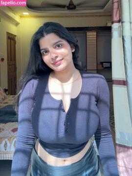 Anushka Deokate / _anushkadiariess_ / yourstrulyanushkaa Nude Leaks - Fapello — photo 41 of 155