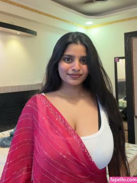 Anushka Deokate / _anushkadiariess_ / yourstrulyanushkaa Nude Leaks - Fapello — photo 47 of 155