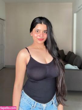 Anushka Deokate / _anushkadiariess_ / yourstrulyanushkaa Nude Leaks - Fapello — photo 82 of 155