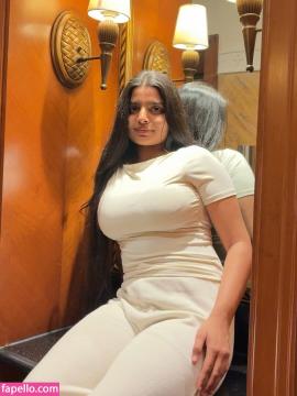 Anushka Deokate / _anushkadiariess_ / yourstrulyanushkaa Nude Leaks - Fapello — photo 116 of 155