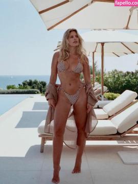 Natasha Oakley / NatashaOakleyFan / Tashoakley Nude Leaks OnlyFans - Fapello — photo 121 of 1244