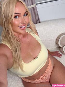 TastelessNor / noradavis / norafawn / noranoradavis Nude Leaks OnlyFans - Fapello — photo 14 of 127