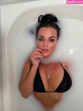 Kira Shine / kira.shine.12 / kira_shine_ / kirashine39453 / kirassecretworld Nude Leaks OnlyFans - Fapello — photo 10 of 92