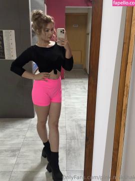 pink.milk.shake / pink.milkshake Nude Leaks OnlyFans - Fapello — photo 5 of 55