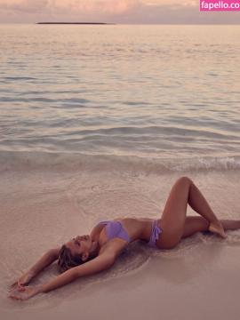 Natasha Oakley / NatashaOakleyFan / Tashoakley Nude Leaks OnlyFans - Fapello — photo 598 of 1244