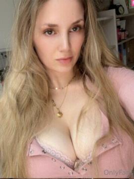 Nurse Ashley / ashley parker / findnurseashley / nurse-ashley Nude Leaks OnlyFans - Fapello