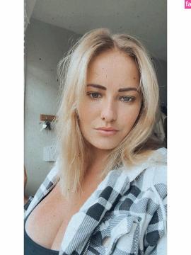 Aisling Norman / aislingnorman Nude Leaks - Fapello — photo 37 of 49