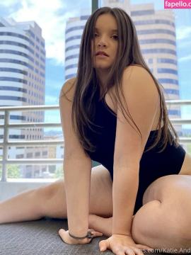 Katie & Rose Anders / katieanders12 / katieandrose Nude Leaks OnlyFans - Fapello — photo 89 of 642