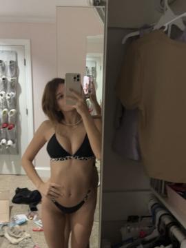 Katie Nilsen / katie.ee / katie.kat32 / katie.nilsen / katie_kat_32 Nude Leaks OnlyFans - Fapello — photo 4 of 5