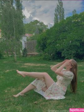 Callmekatushaa / Katjable / Katushaesthetic / Russiankatushaa Nude Leaks OnlyFans - Fapello — photo 44 of 50