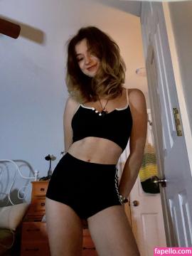 Alyce Fleur / Lolwhatgod / aly.dieu / alycefleur Nude Leaks OnlyFans/Patreon - Fapello — photo 72 of 384