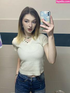Alyce Fleur / Lolwhatgod / aly.dieu / alycefleur Nude Leaks OnlyFans/Patreon - Fapello — photo 88 of 384