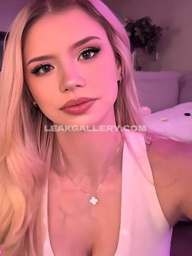 Britny Ellen Nude Leaks OnlyFans - Fapello — photo 7 of 8
