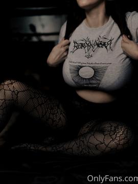 miniwitch9 / tarathewitch-vip Nude Leaks OnlyFans - Fapello — photo 32 of 100