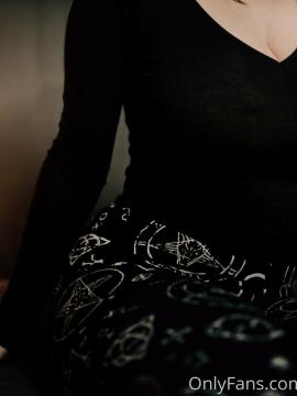miniwitch9 / tarathewitch-vip Nude Leaks OnlyFans - Fapello — photo 37 of 100