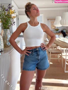 Antonia Elena / antoniaelena.official Nude Leaks - Fapello — photo 49 of 63
