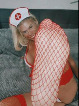 Amy VIP / amyfitover40 Nude Leaks OnlyFans - Fapello — photo 8 of 20