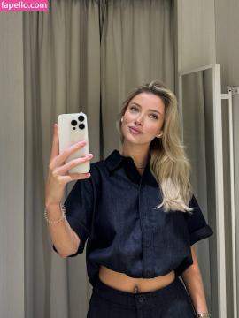 Helene Hofer / Helene.huber / Helenehofer1 / Heli.huber.vip Nude Leaks OnlyFans - Fapello — photo 14 of 35