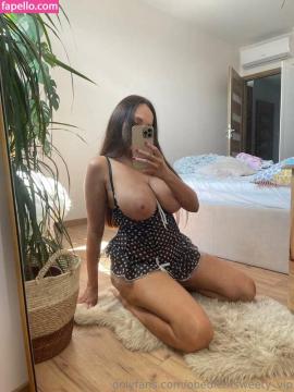 Obedient Sweetie VIP / obedientsweetie / obedientsweetie_vip Nude Leaks OnlyFans - Fapello — photo 25 of 59