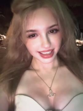 Elina Karimova / elina_4_22 / elinakarimova25 Nude Leaks OnlyFans - Fapello — photo 3 of 315