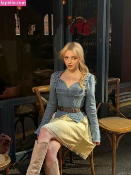 Elina Karimova / elina_4_22 / elinakarimova25 Nude Leaks OnlyFans - Fapello — photo 99 of 315