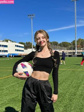 Elina Karimova / elina_4_22 / elinakarimova25 Nude Leaks OnlyFans - Fapello — photo 118 of 315