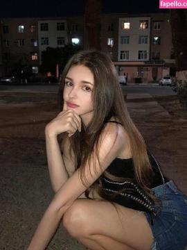 Elina Karimova / elina_4_22 / elinakarimova25 Nude Leaks OnlyFans - Fapello — photo 159 of 315