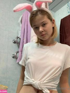 Froggggy / elinakitty Nude Leaks OnlyFans - Fapello — photo 46 of 98