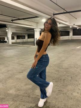 Emily Ellanah / emily.ellanah / emilysalch Nude Leaks OnlyFans - Fapello — photo 21 of 25