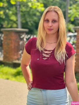 Elena Ilie / elena.petronela Nude Leaks - Fapello — photo 70 of 89